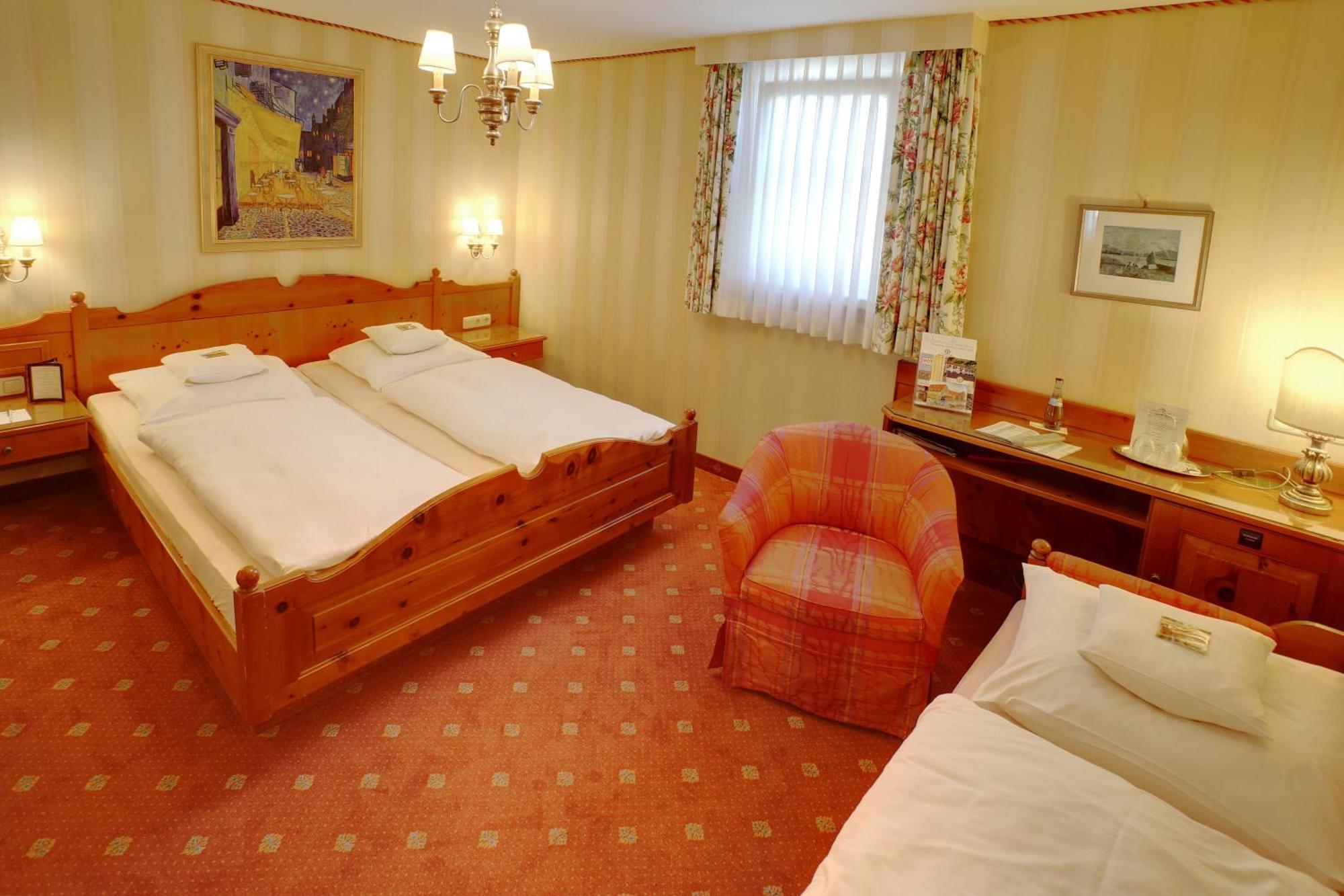 Hotel Brauereigasthof Landwehr-Bräu Reichelshofen Zimmer foto