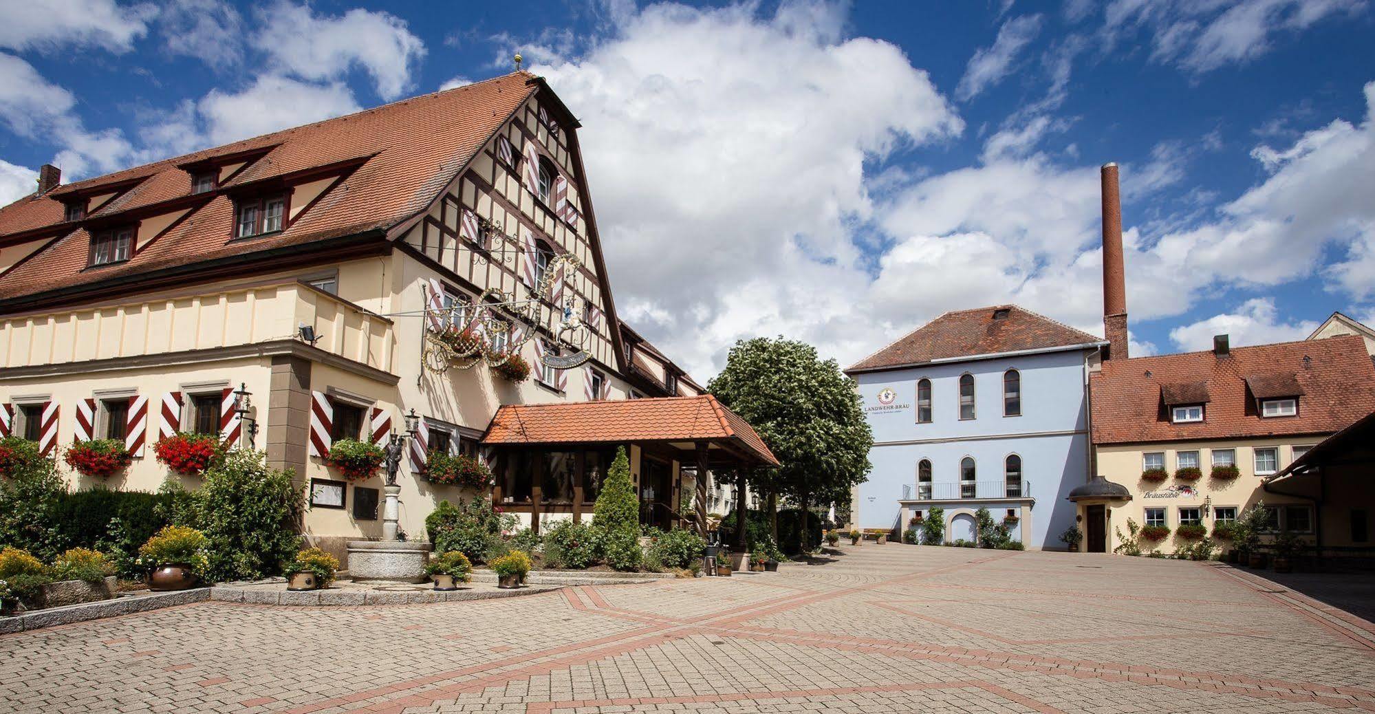 Hotel Brauereigasthof Landwehr-Bräu Reichelshofen Exterior foto